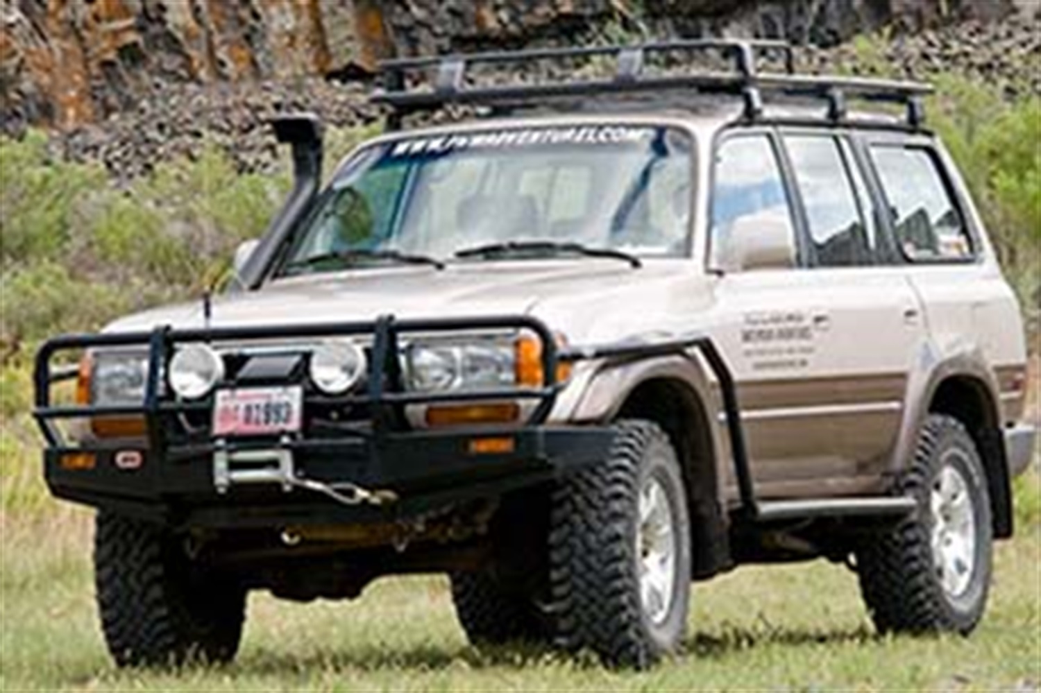 ARB 3411050 W/BAR LC80/LX450