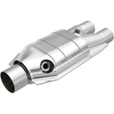MagnaFlow Exhaust Products 51667 Magnaflow OEM Grade Universal Catalytic Converter - 2.50in.