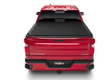 Load image into Gallery viewer, Truxedo 1473301 Pro X15 - 20-24 Silv/Sierra 2500HD/3500HD 6'9" w/out MultiPro TG