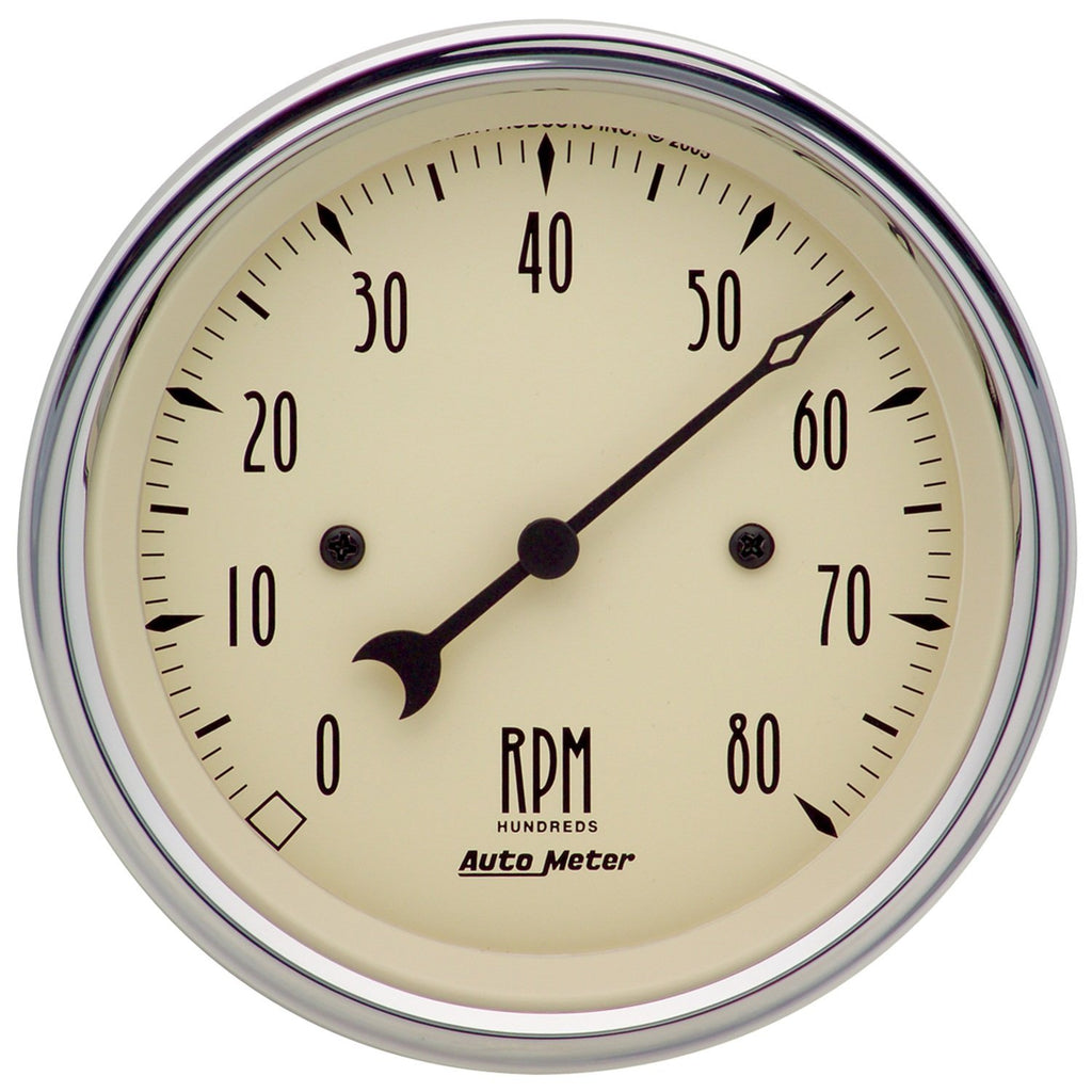 AutoMeter 1890 Traditional incandescent lighting illuminates around the perimeter of the dial