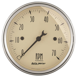AutoMeter 1898 Traditional incandescent lighting illuminates around the perimeter of the dial