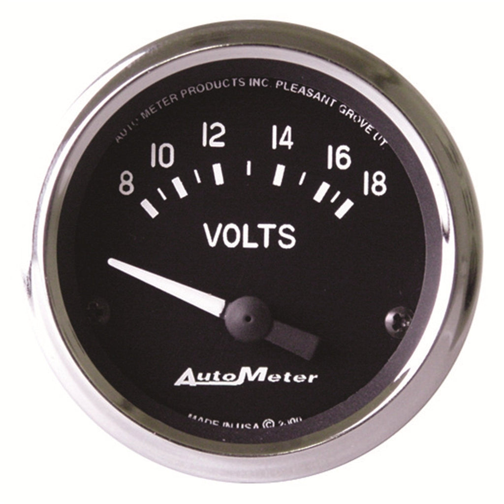 AutoMeter 201009 Traditional incandescent lighting illuminates around the perimeter of the dial