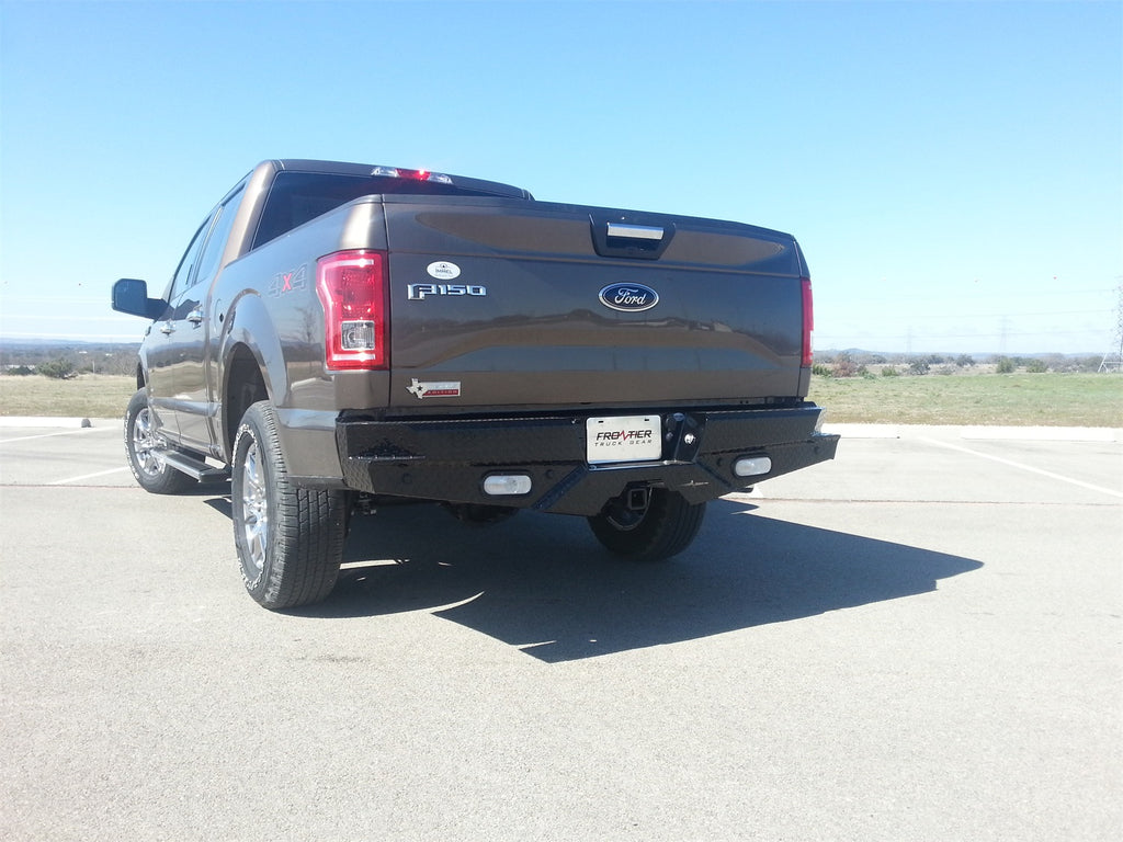 2015_F150_Driver_Quarter.jpg