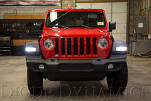 Load image into Gallery viewer, 2018_jeep_wrangler_7444_turn_switchback_running_2.jpg