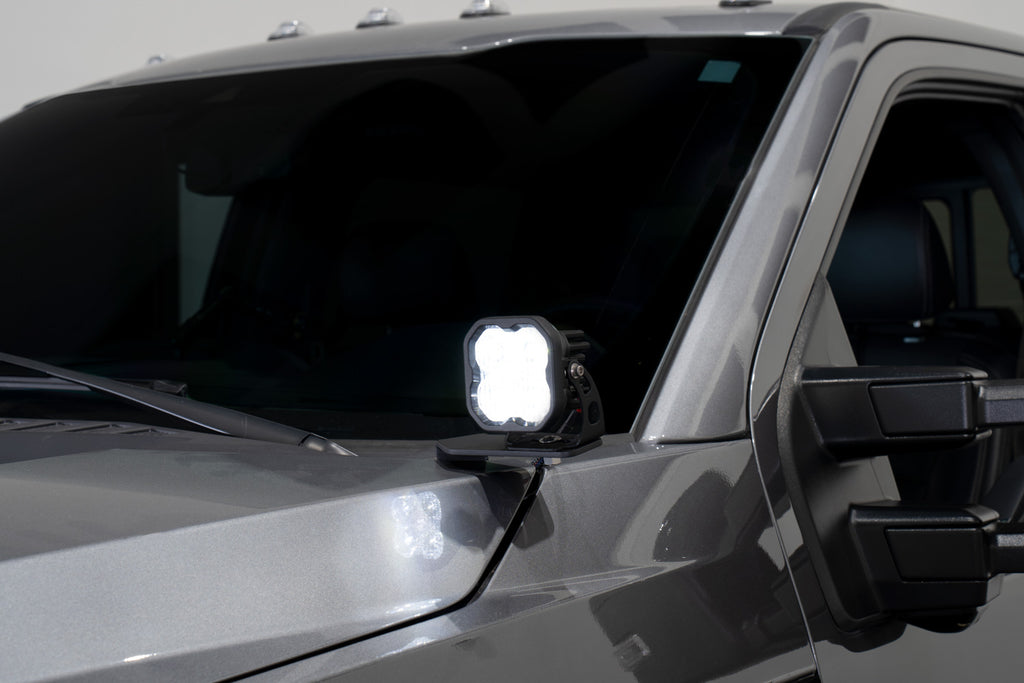 2021_ford_f350_close_angle_studio_ditch_ss3_white_main_beam.jpg