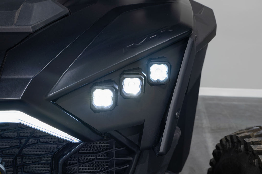 2022_rzr_studio_ssc1_hl_close_highbeam.jpg