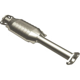 MagnaFlow Exhaust Products 23695 Magnaflow Standard Grade Direct-Fit Catalytic Converter