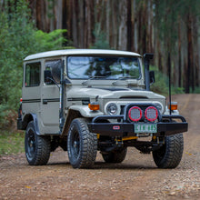 Load image into Gallery viewer, 3420020_ToyotaLandcruiserFJ40_Lifestyle.jpg