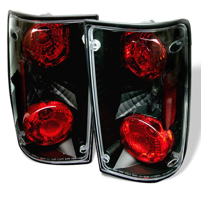 Spyder Auto 5007636 (Spyder) Euro Style Tail Lights - Black