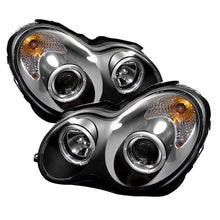 Load image into Gallery viewer, Spyder Auto 5011251 (Spyder Signature) Projector Headlights - LED Halo - Black