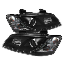 Load image into Gallery viewer, Spyder Auto 5011626 (Spyder Signature) Projector Headlights - DRL - Black