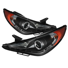 Load image into Gallery viewer, Spyder Auto 5042477 (Spyder Signature) Projector Headlights - LED Halo - DRL - Black