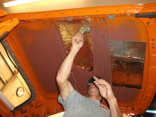 Load image into Gallery viewer, 611325_1932-Ford_Roadster_roof.jpg