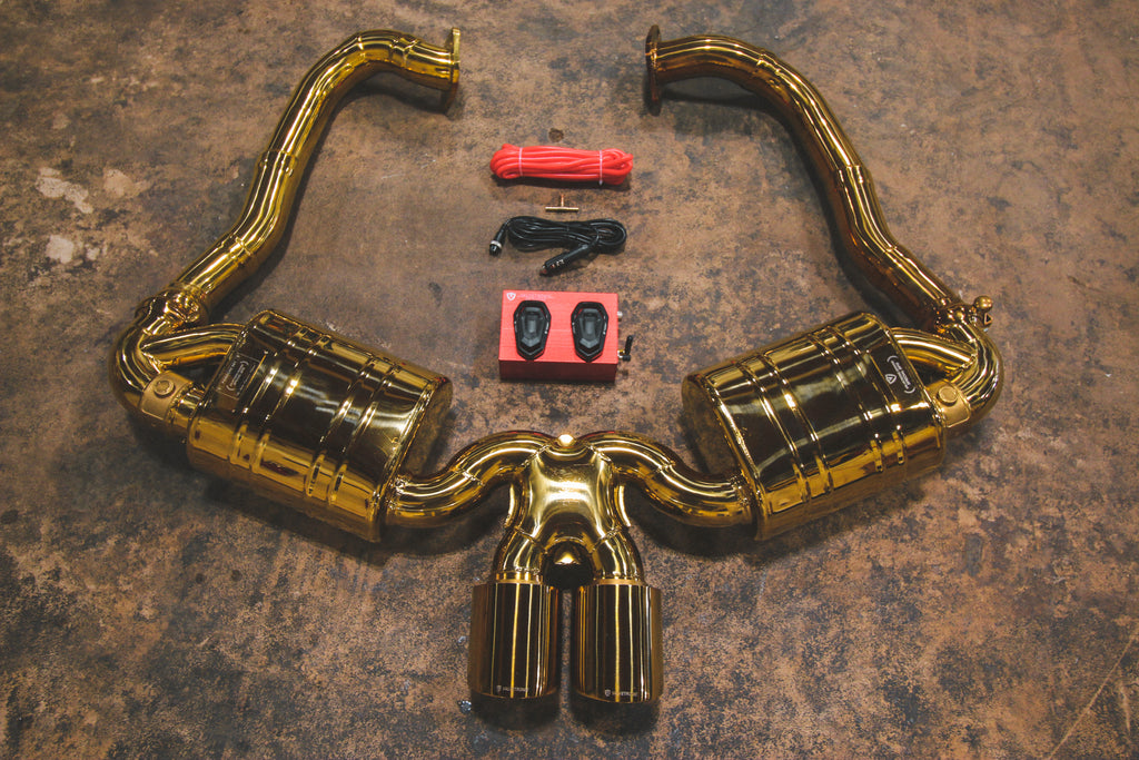 Porsche 981 Gold.jpg