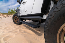 Load image into Gallery viewer, AMPamp-powerstep-xl-2020-jeep-gladiator-white-sand-dunes-lifestyle-02.jpg