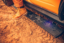 Load image into Gallery viewer, AMPamp-powerstep-xl-2022-ford-bronco-orange-sand-lifestyle-01.jpg