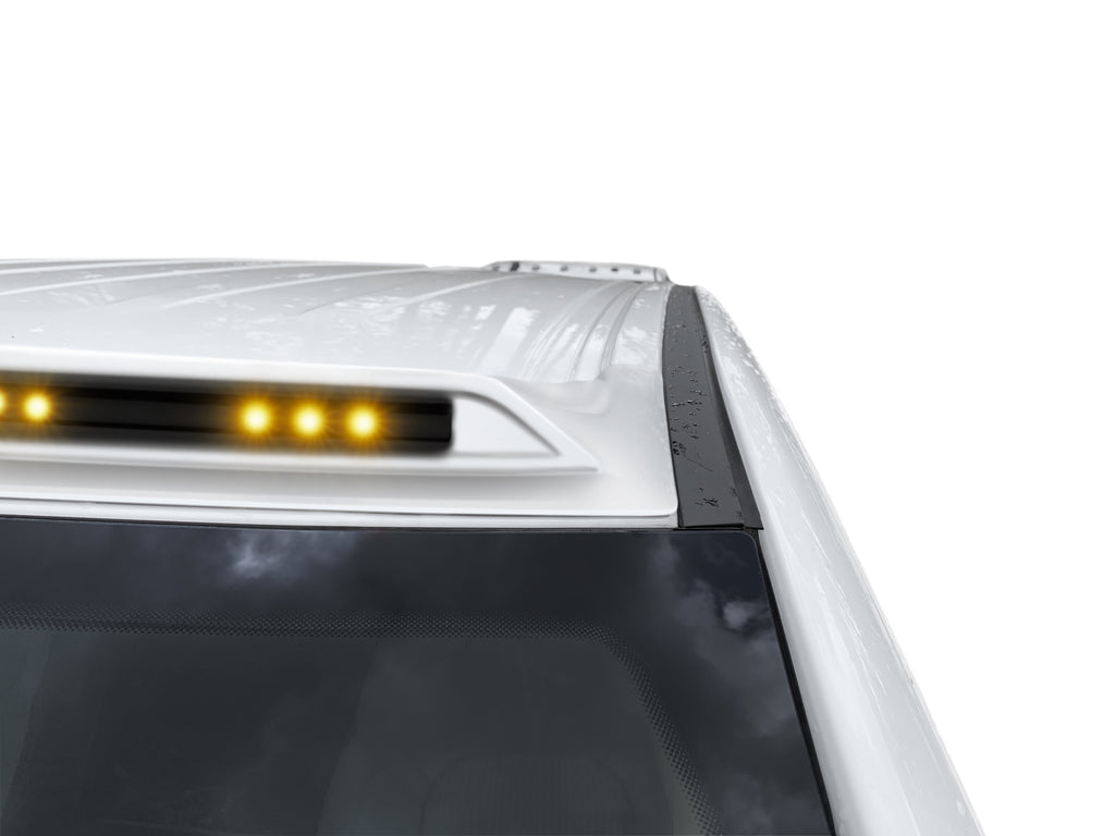 AVS_Aerocab_Color_15-18Ram1500_closeup_brtwhtclrcoat_698004-PW7.jpg