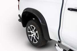 BWRbwr_drtstyle_flares_chevHD_4pc_rear.jpg