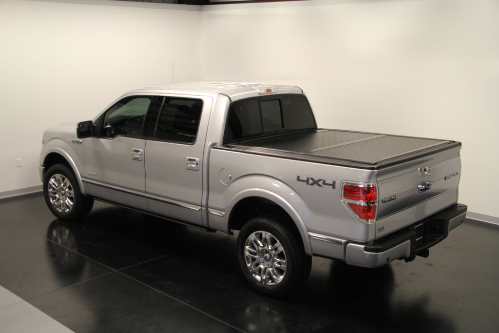 Bi-Fold_Tonneau_FRO.jpg