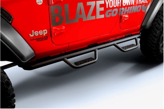 Go Rhino D20068T Drop down hoop step design is ideal for lifted vehicles or larger tires
