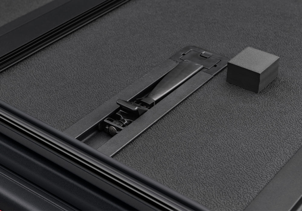 EX_SF2_19RAM_UndersideClamp.jpg