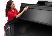 Load image into Gallery viewer, EX_Xceed_19Silverado_ModelRotaryLatch.jpg