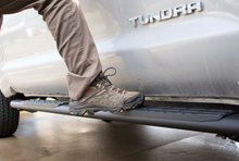 Load image into Gallery viewer, 07-21 Tundra Crew Cab 5 Inch Oval Side Steps Fishbone Offroad