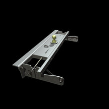 Load image into Gallery viewer, B&amp;W GNRK1012 Gooseneck Trailer Hitch