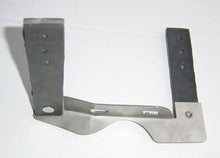 Load image into Gallery viewer, PYPES EXHAUST HGH13 GM A-MUFFLER HANGERS