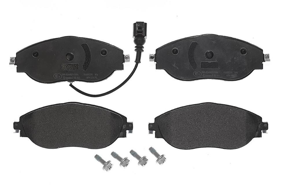Brembo P85144 DISC BRAKE PAD SET