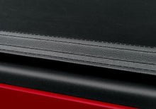 Load image into Gallery viewer, RL_Premium-Vinyl-Folding_19Ram_Detail_RailStitching_1000x700.jpg