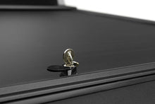 Load image into Gallery viewer, RNLRNL_A-Series_19Ram_Details_02KeyLock.jpg