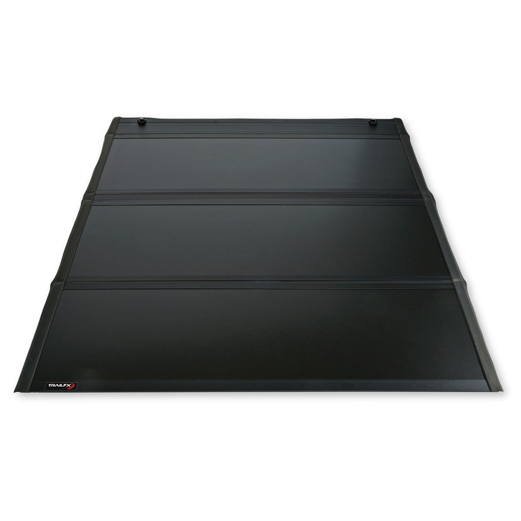 T8N_TFX2705_PREMIUM HARD COVER TONNEAU_B2C_1.jpg