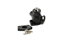 Load image into Gallery viewer, Turbosmart TS-0203-1036 Dual Port vents both to the atmosphere &amp; back into the air intake.