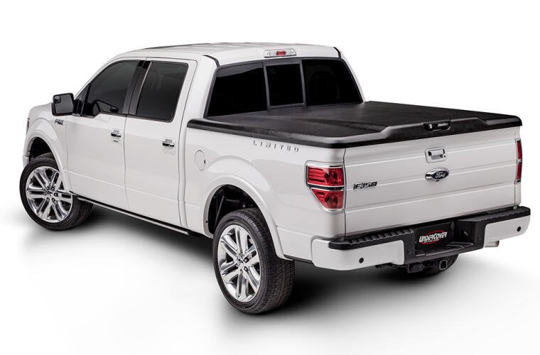 Undercover UC1268 Elite 22-24 Silverado 6'7" w/ Multi-Flex Tailgate - Blk Txt