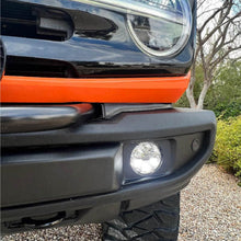 Load image into Gallery viewer, V3BC1_v7_Bronco fog Lifestyle 3.jpg