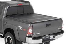 Load image into Gallery viewer, Hard Low Profile Bed Cover | 5' Bed | Toyota Tacoma 2WD/4WD (05-15)