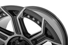 Load image into Gallery viewer, Rough Country 89 Series Wheel | One-Piece | Black Machined Gun Metal | 17x9 | 5x5 | -12mm