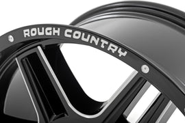Rough Country 92 Series Wheel | Machined One-Piece | Gloss Black | 18x9 | 5x5.5 | +0mm