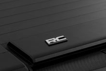 Load image into Gallery viewer, Manual Retractable Bed Cover | 5'9" Bed | Chevy/GMC 1500 (14-18 &amp; Classic)