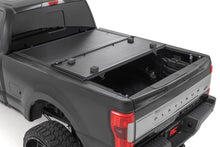 Load image into Gallery viewer, Hard Low Profile Bed Cover | 6'10" Bed | Ford F-250/F-350 Super Duty (17-26)