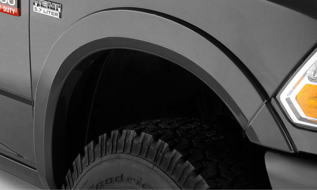 bw_OEstyle_Flares_17-18ram2500_3500_grntCrystlMtllc_front_50917-65.jpg