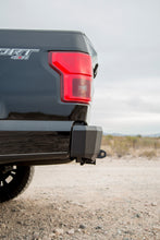 Load image into Gallery viewer, ici-alumilite-bumper-rbm85fdn-lifestyle3.jpg