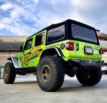 Load image into Gallery viewer, cwljl22001_crawl-tek-bumper-mo.jpg