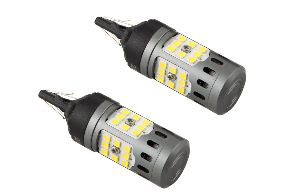 dd0386p_7443_xpr_white_pair.jpg