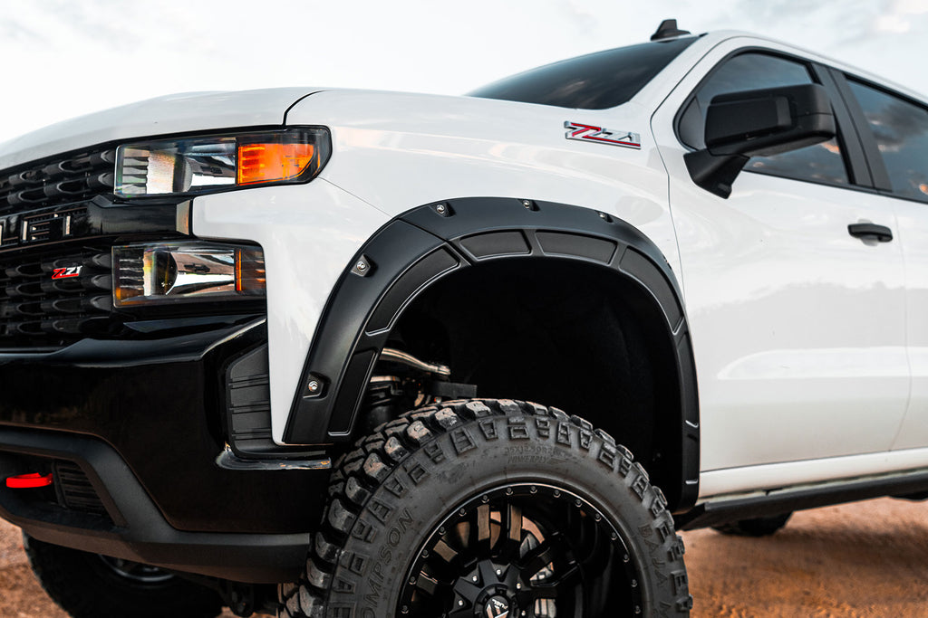 Defender Fender Flares | G42 White Sands | Chevy Silverado 1500 (19-26)