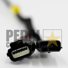 Load image into Gallery viewer, pc18-plug.jpg