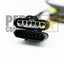 Load image into Gallery viewer, pc53-plug.jpg