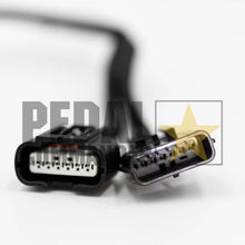 Load image into Gallery viewer, pc72-plug.jpg