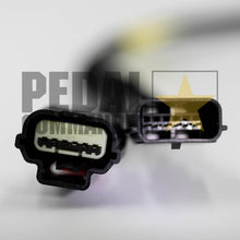 Load image into Gallery viewer, pc77-plug.jpg